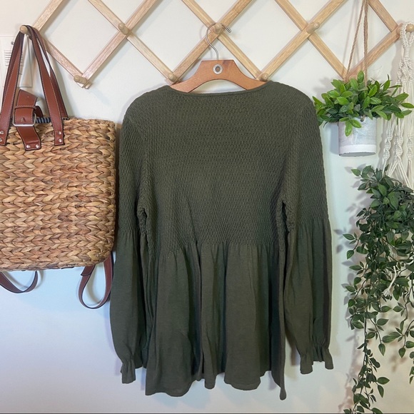 Roolee | Peplum Sweater W22 - Picture 4 of 8